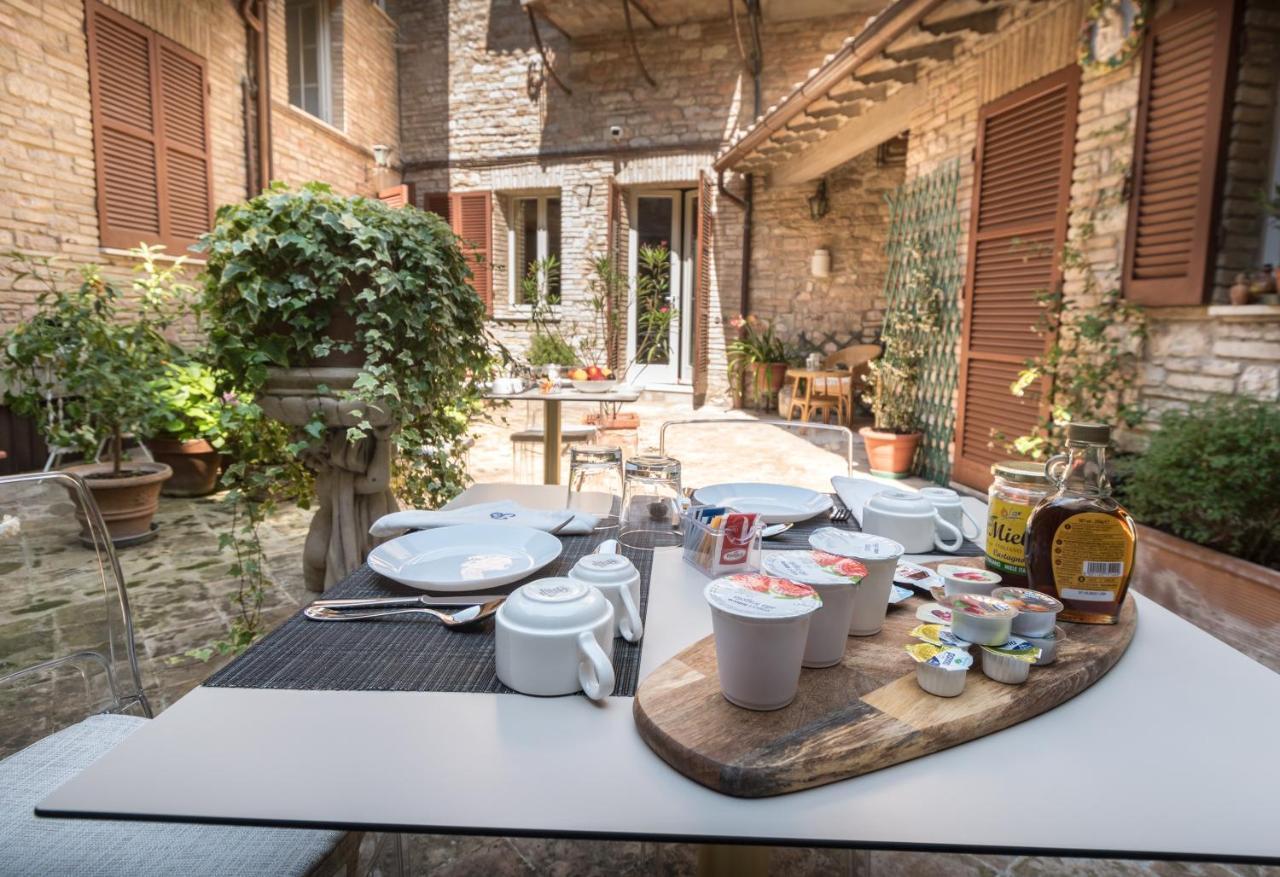 Brunelli B&B Ασίζη Εξωτερικό φωτογραφία