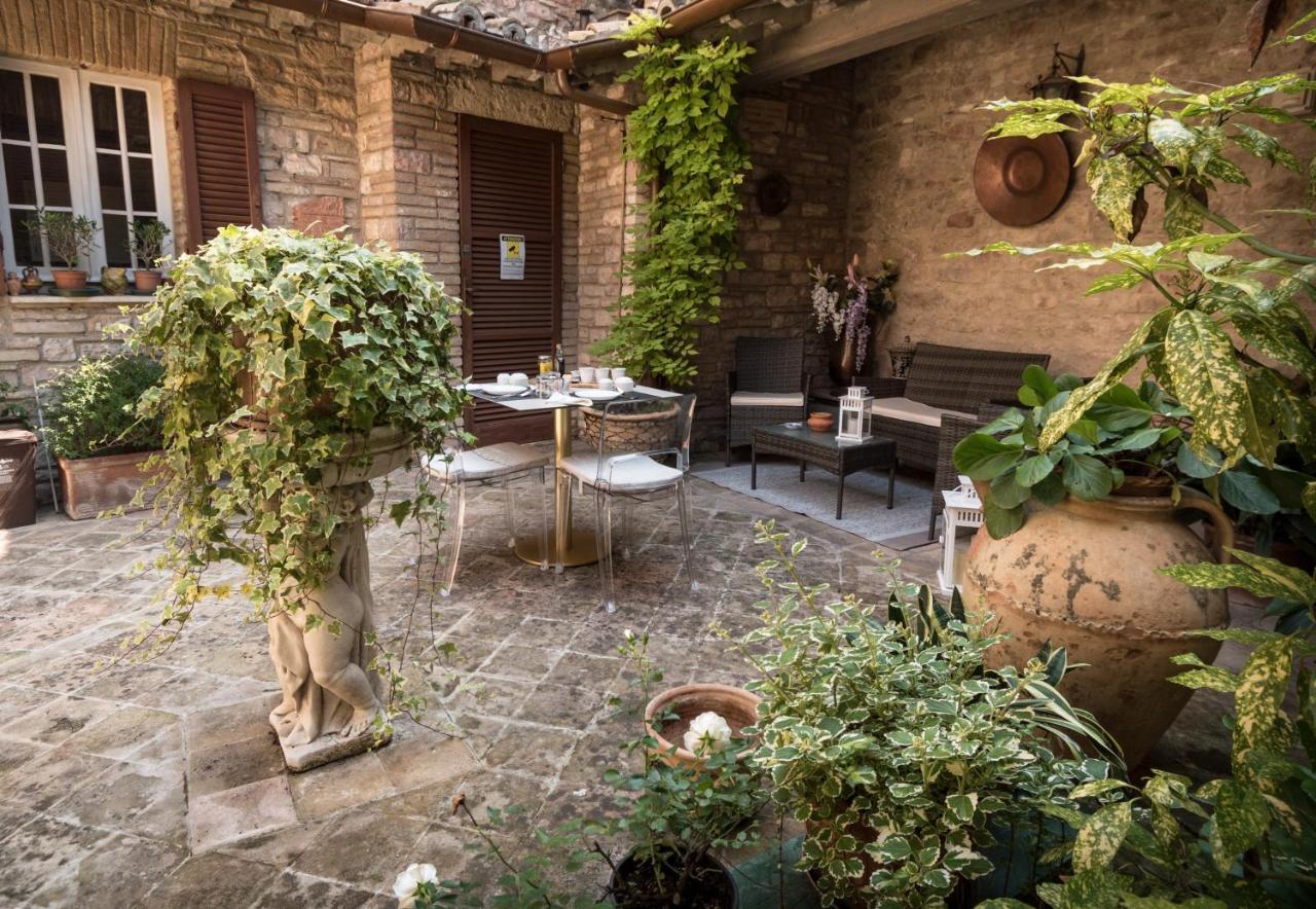 Brunelli B&B Ασίζη Εξωτερικό φωτογραφία